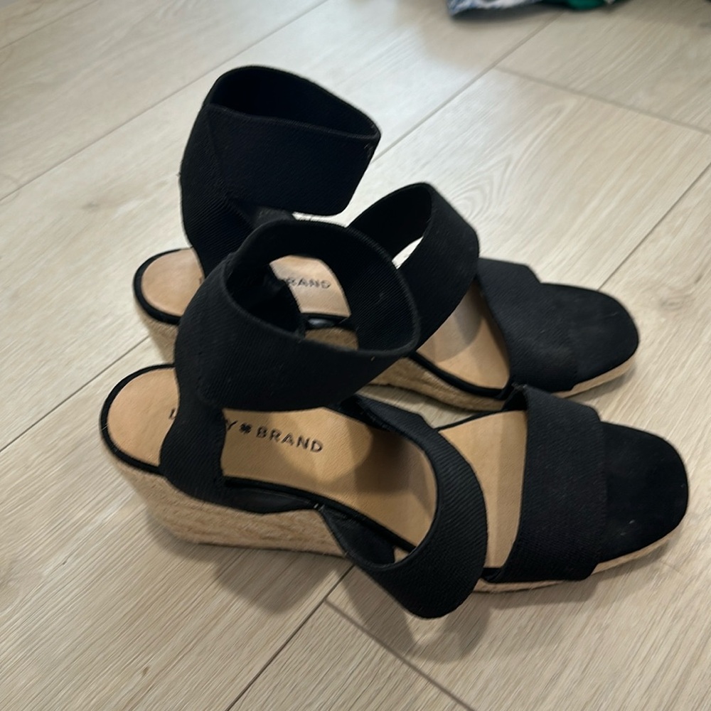 Lucky Brand 7 1/2 wedges